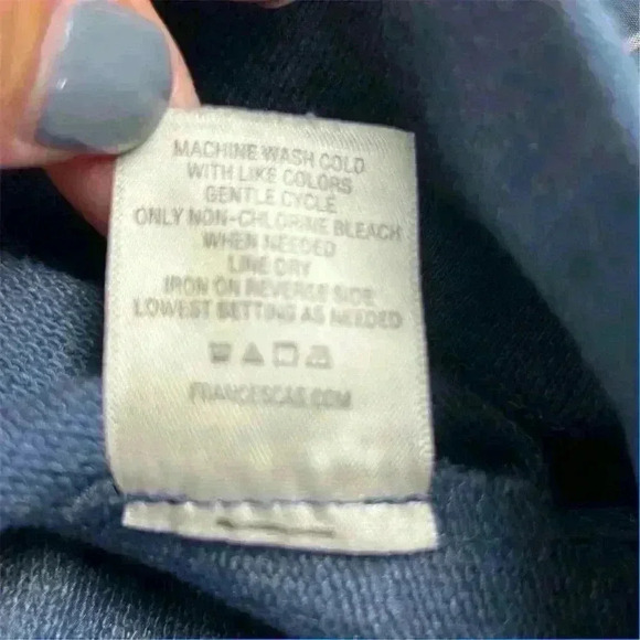 Ayla Francesca Women's XS Blue Crewneck with red hearts Sweatshirt Casual - Picture 4 of 9